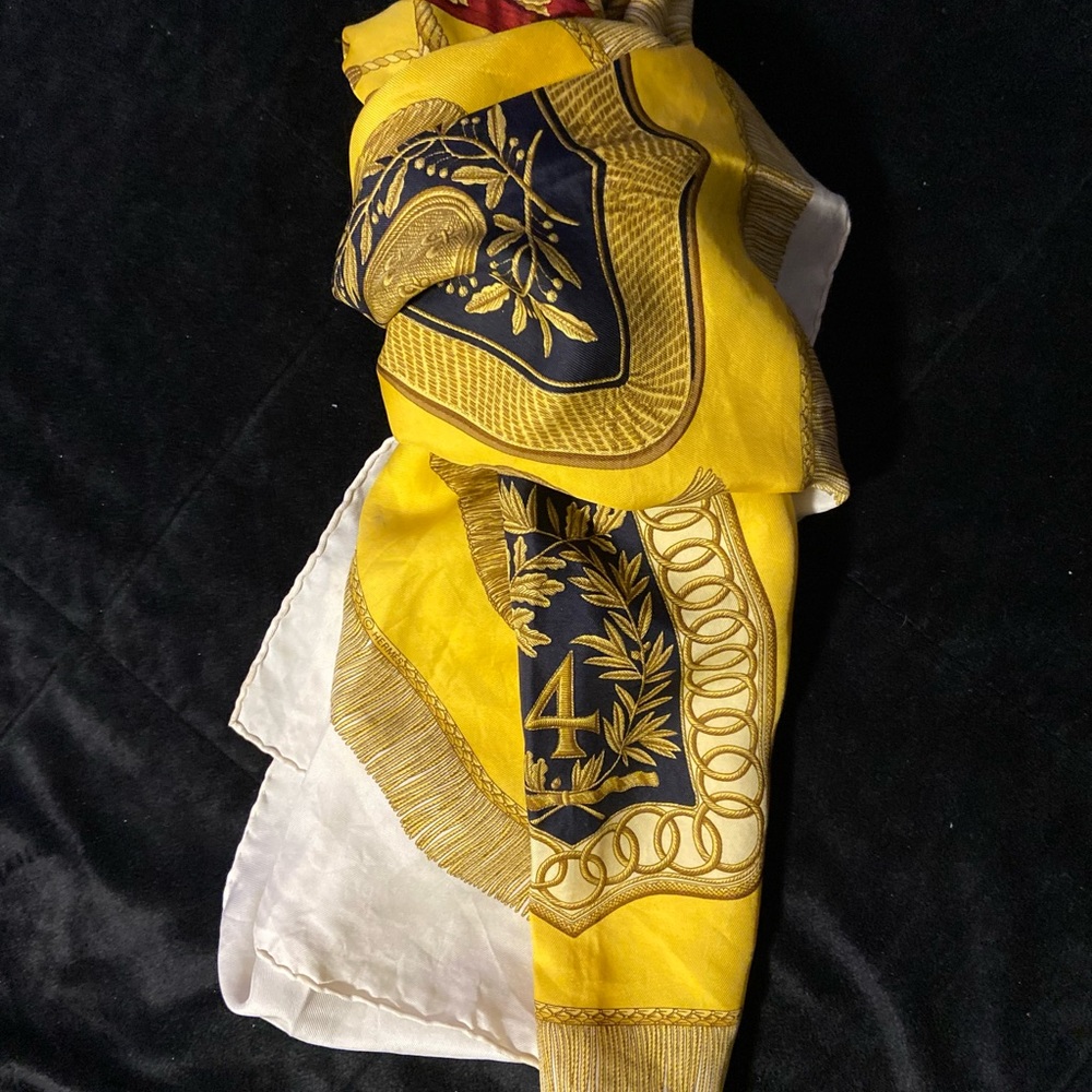 Hermes Poste et Cavalerie by J. Metz Silk Scarf - Picture 8 of 10